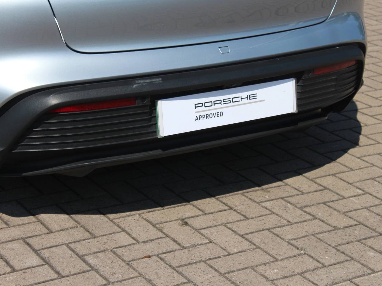 Taycan 4S SPORT TURISMO (10) image 09