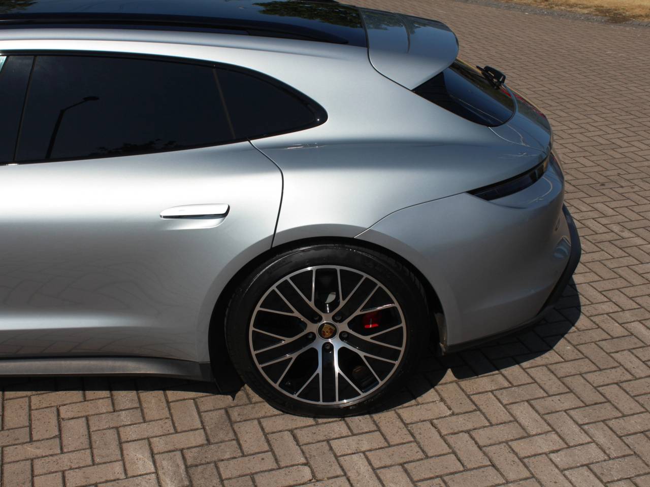 Taycan 4S SPORT TURISMO (10) image 22