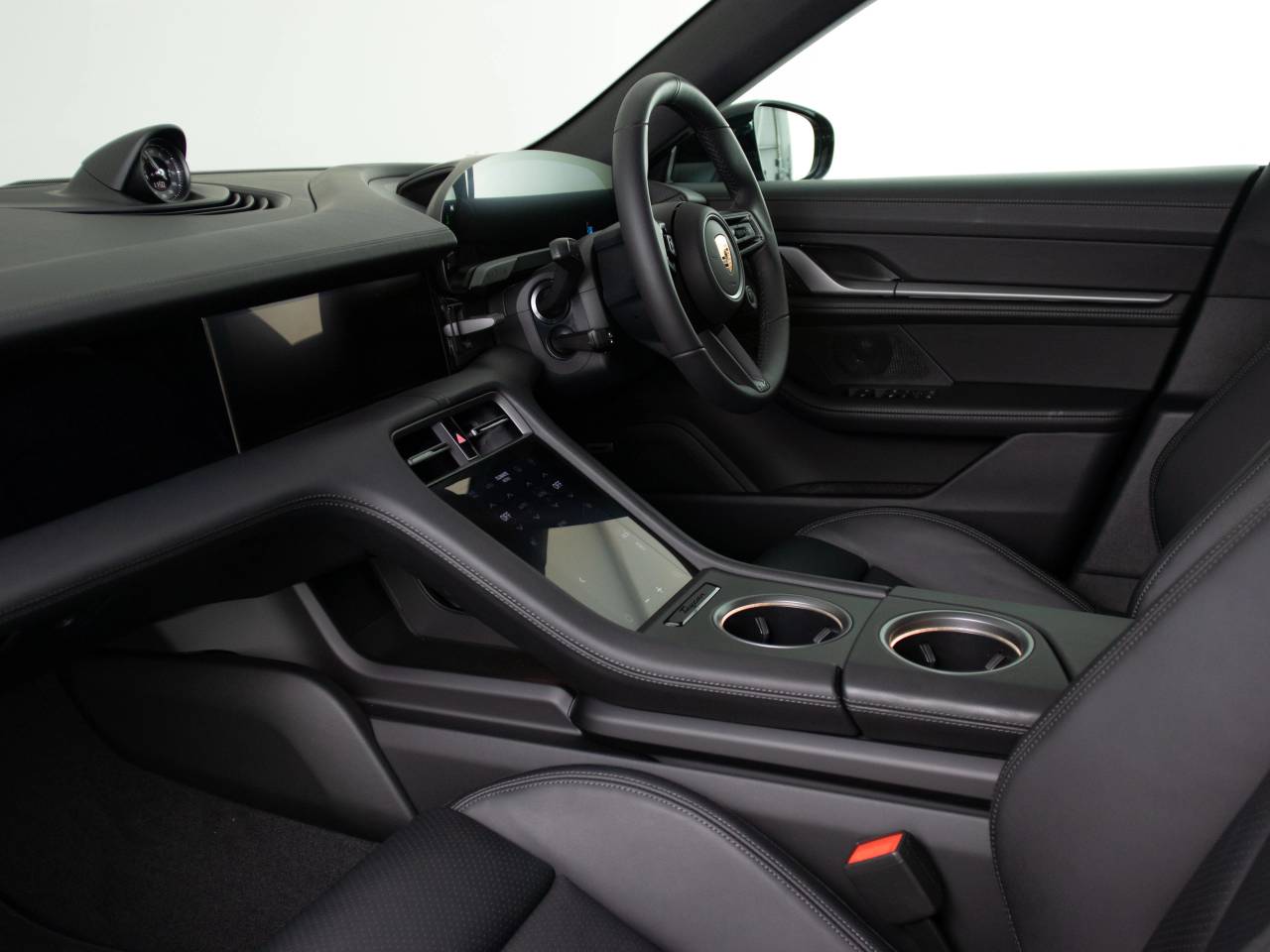 Taycan 4S CROSS TURISMO (3) image 12