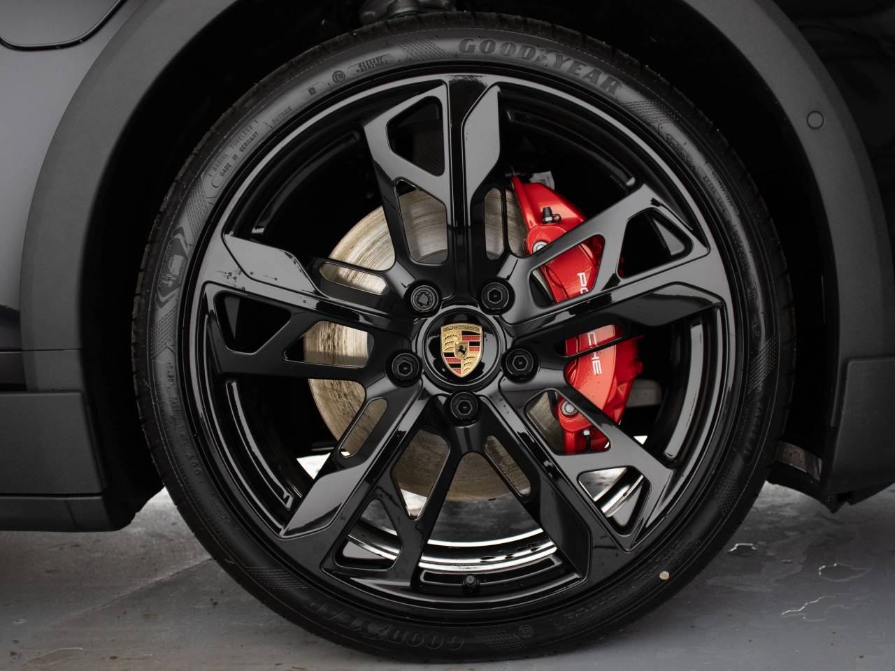 Taycan 4S CROSS TURISMO (3) image 13