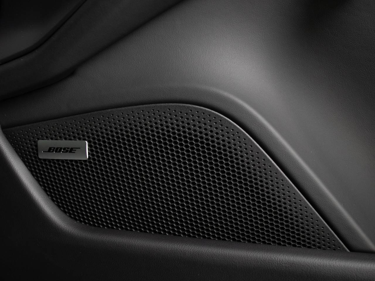 Taycan 4S CROSS TURISMO (3) image 38