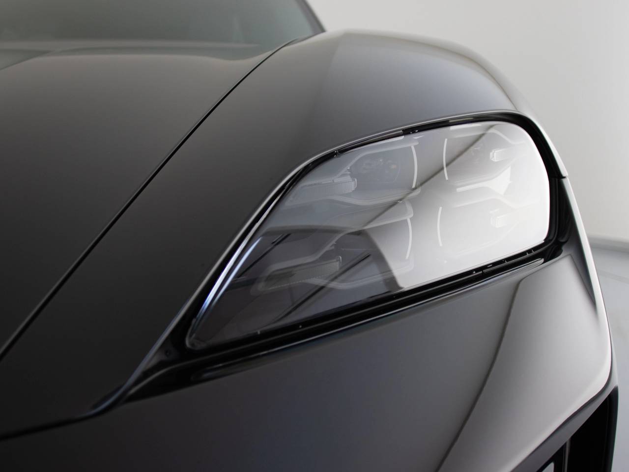 Taycan 4S CROSS TURISMO (3) image 22