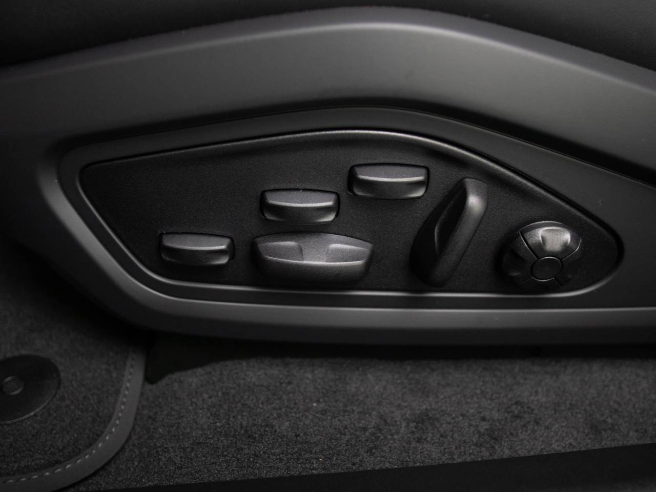 Taycan 4S CROSS TURISMO (3) image 63