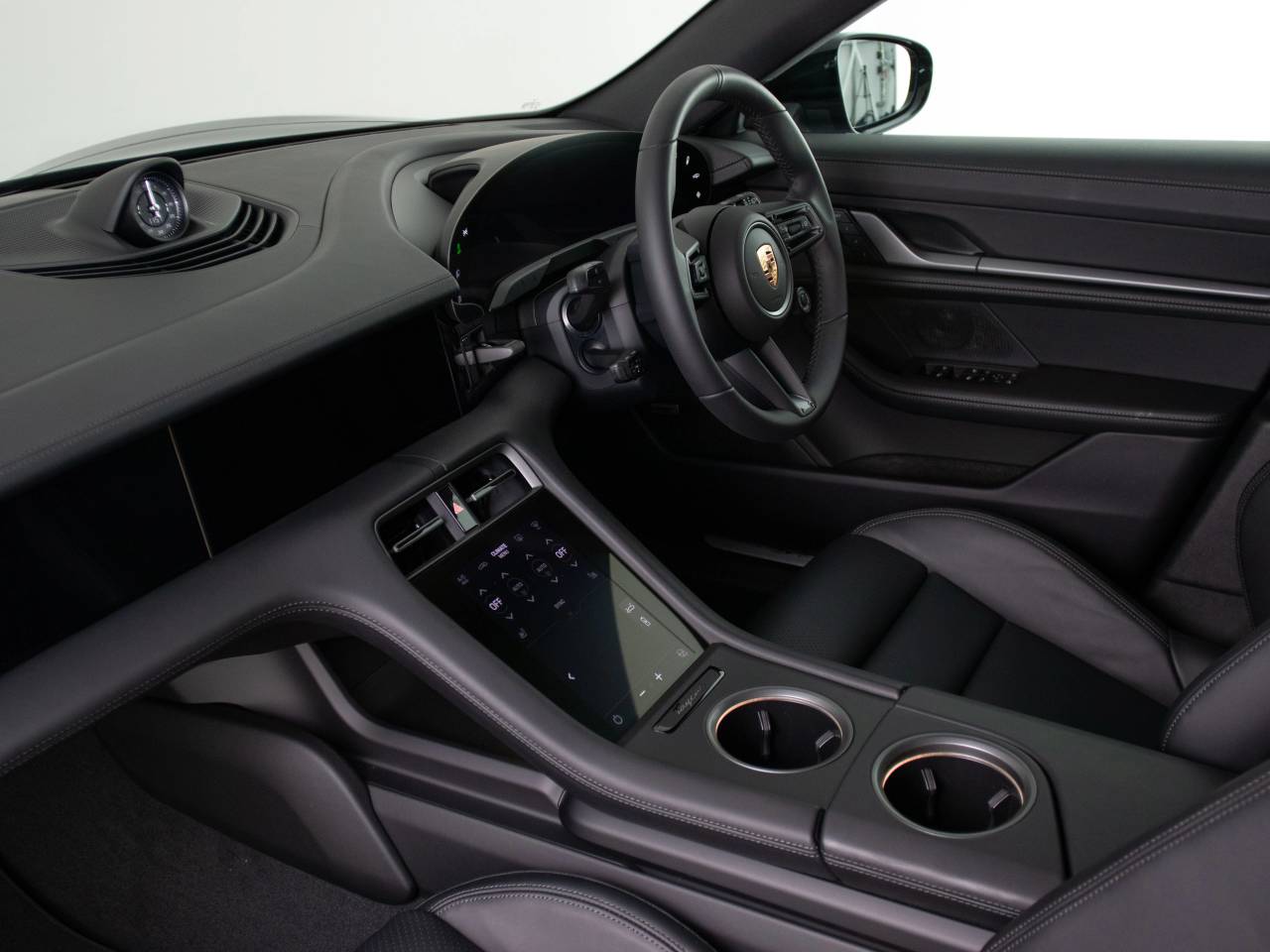 Taycan 4S CROSS TURISMO (3) image 55