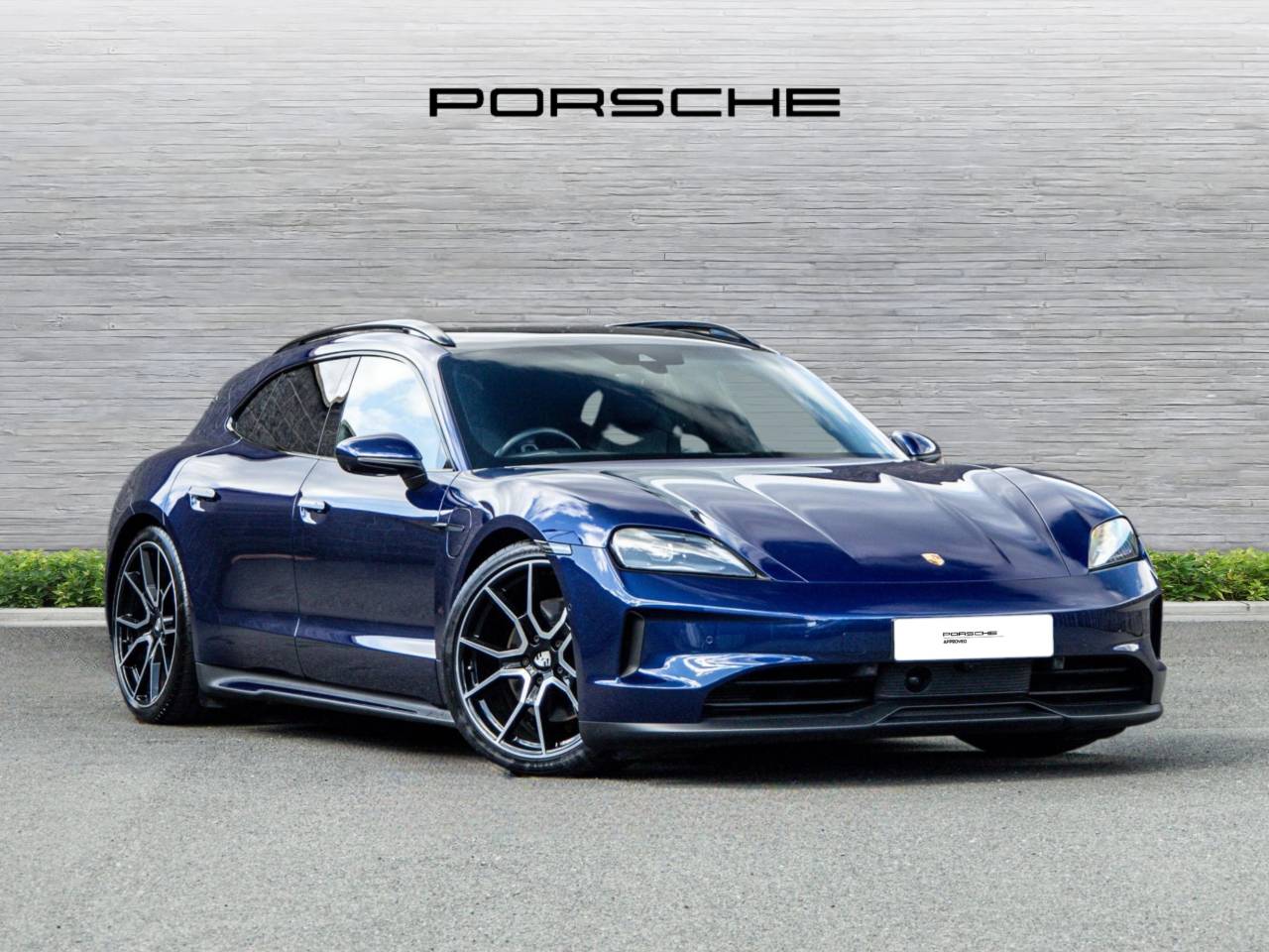 Taycan BASE SPORT TURISMO