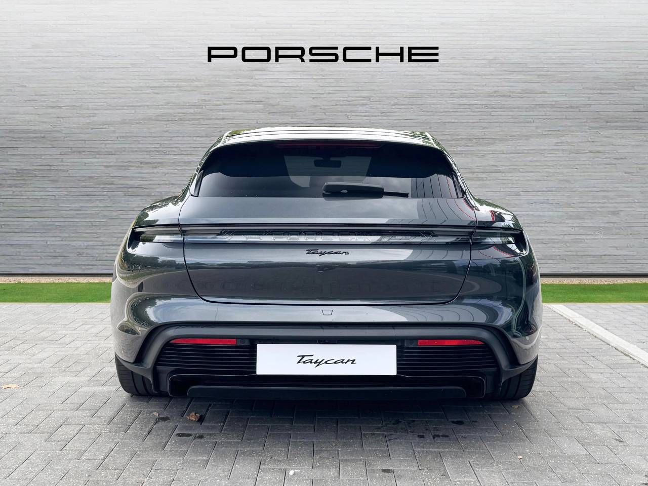Taycan BASE SPORT TURISMO (1) image 07