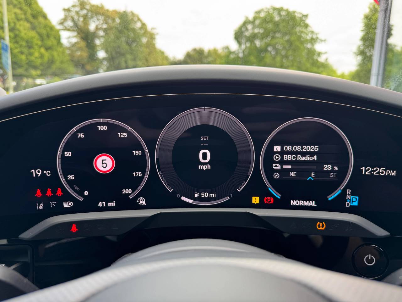 Taycan BASE SPORT TURISMO (1) image 18