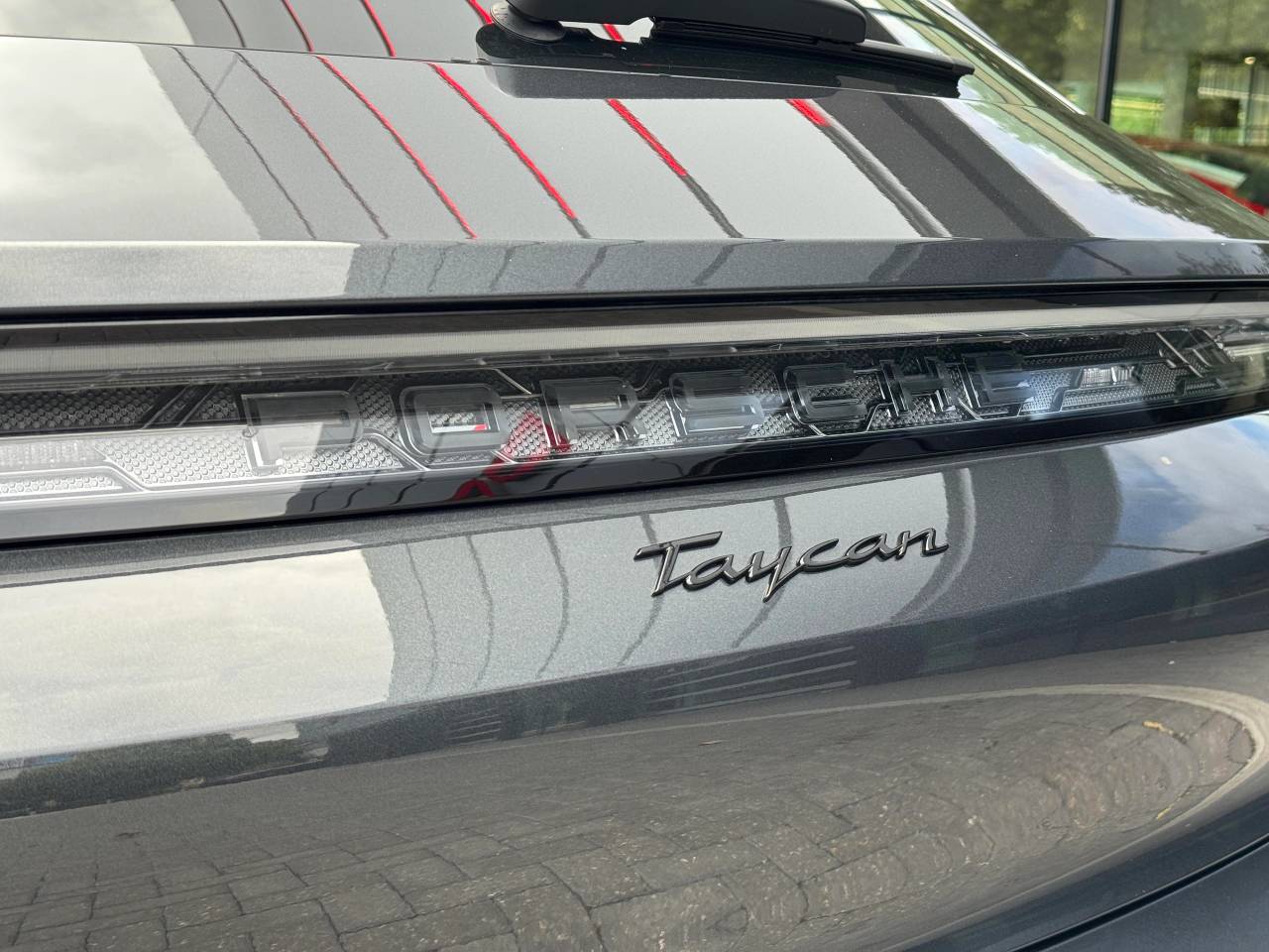 Taycan BASE SPORT TURISMO (1) image 11