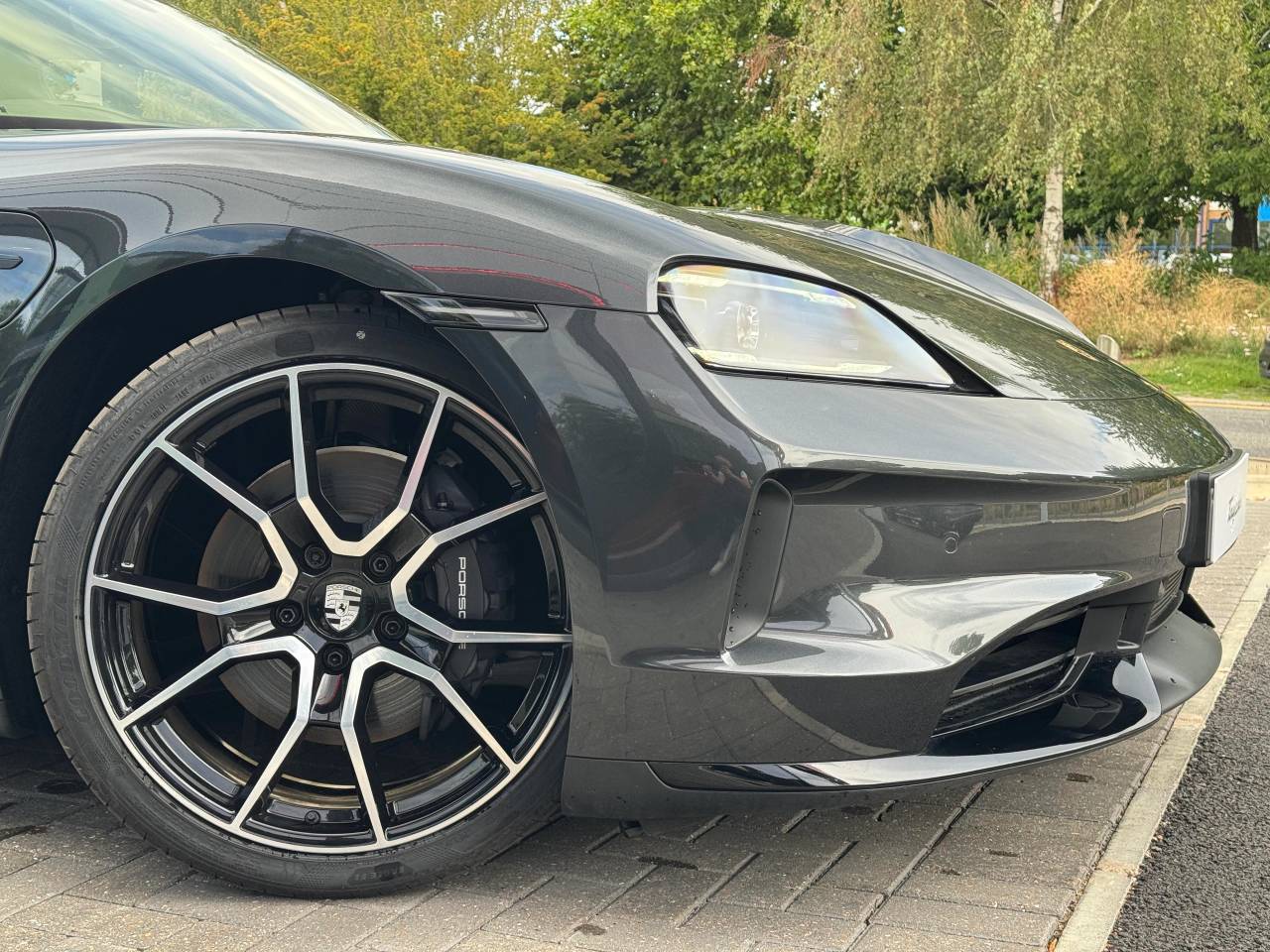 Taycan BASE SPORT TURISMO (1) image 08