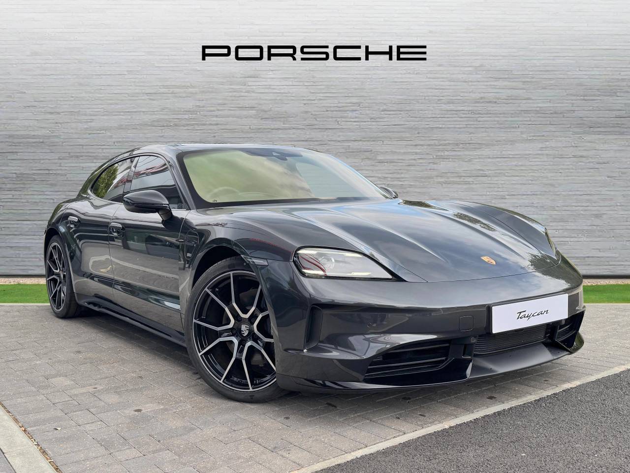 Taycan BASE SPORT TURISMO