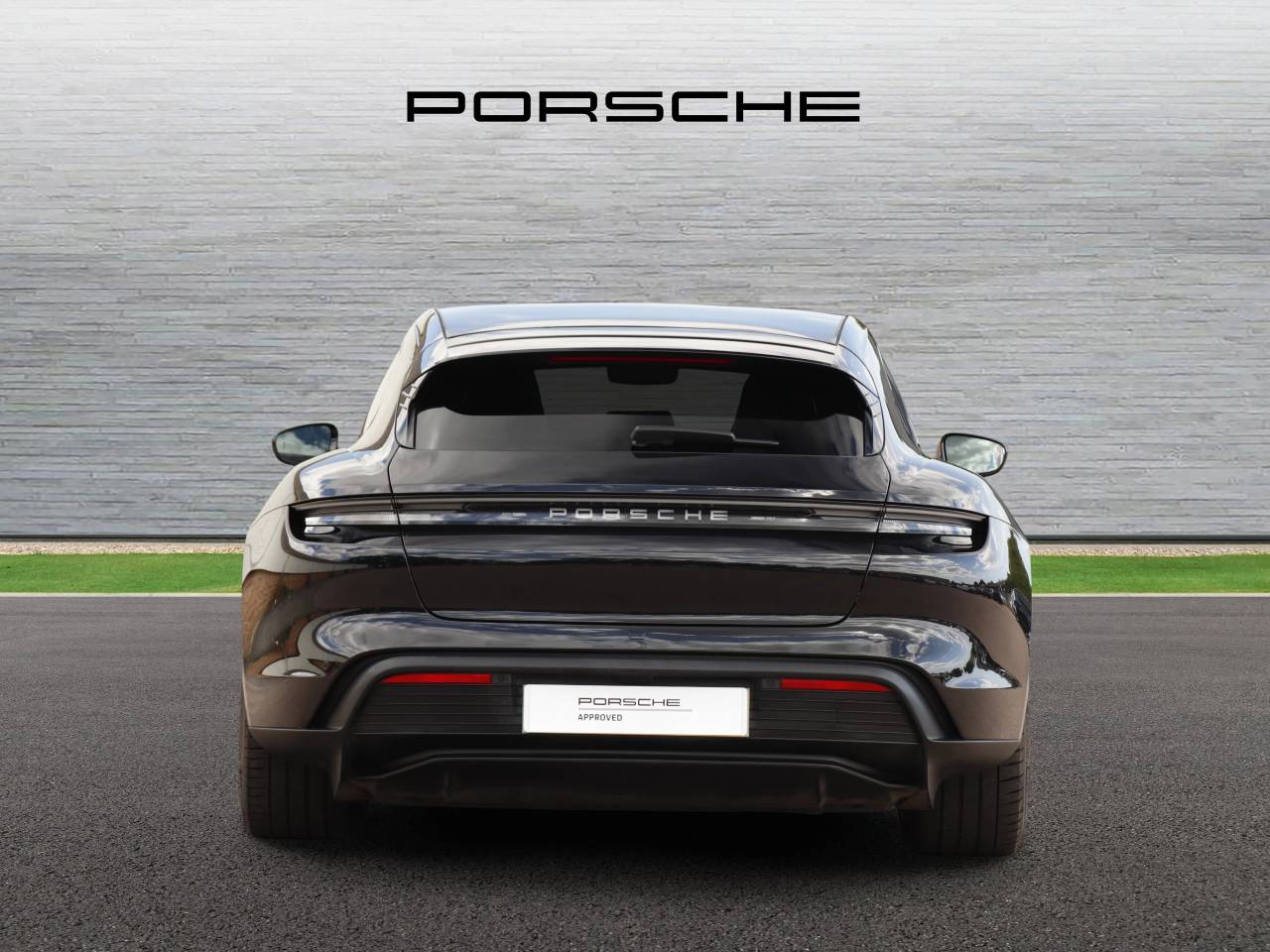 Taycan BASE SPORT TURISMO (12) image 06