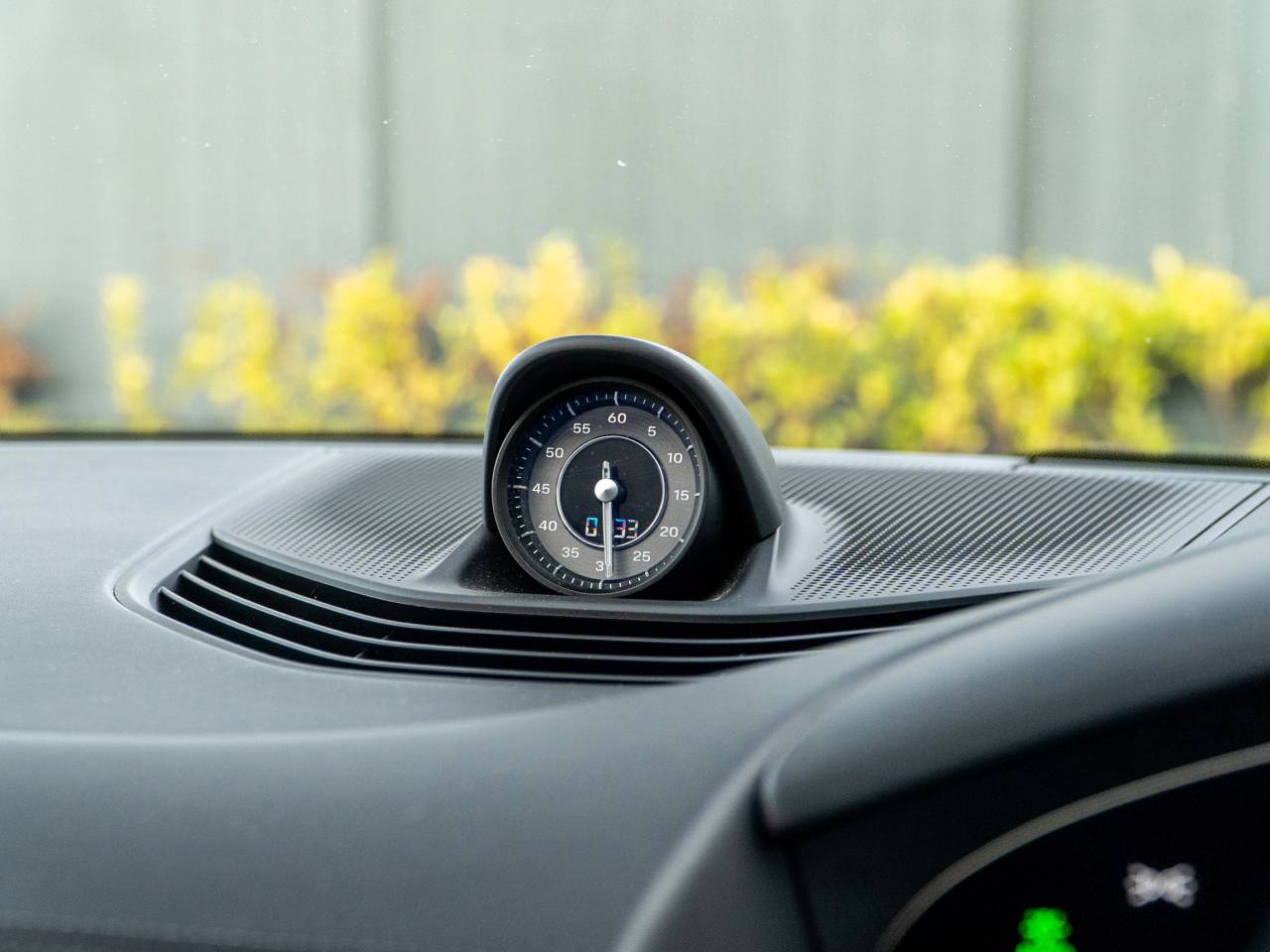 Taycan TURBO S SPORT TURISMO image 23