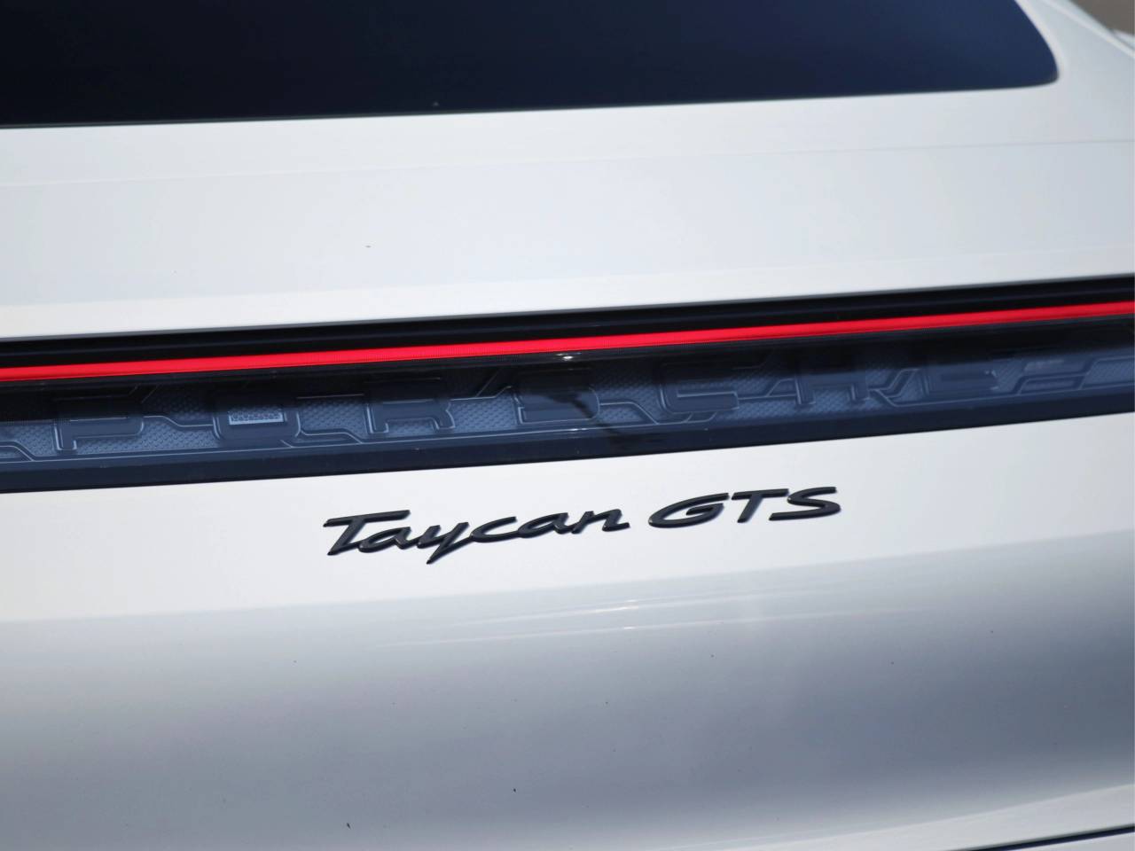 Taycan GTS (10) image 11