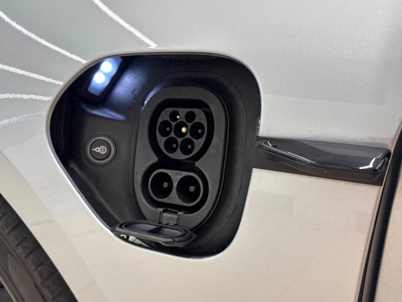 Taycan GTS SPORT TURISMO (1) image 22