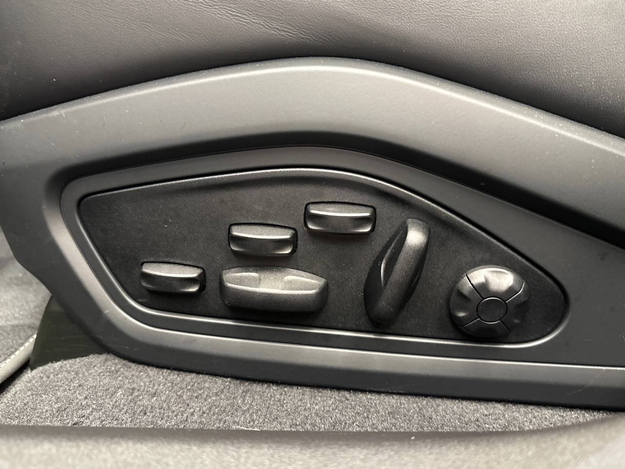 Taycan GTS SPORT TURISMO (1) image 37