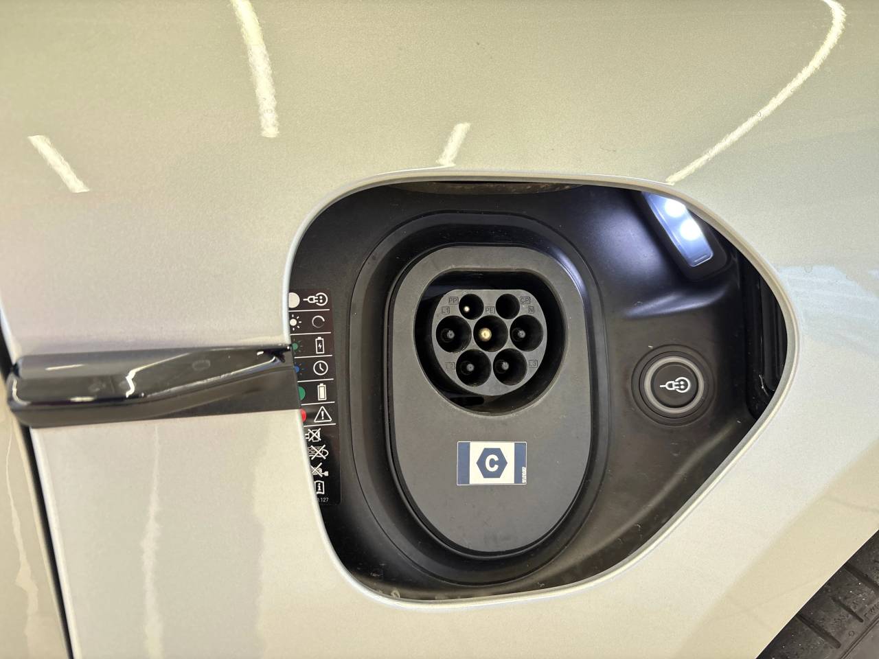 Taycan GTS SPORT TURISMO (1) image 21