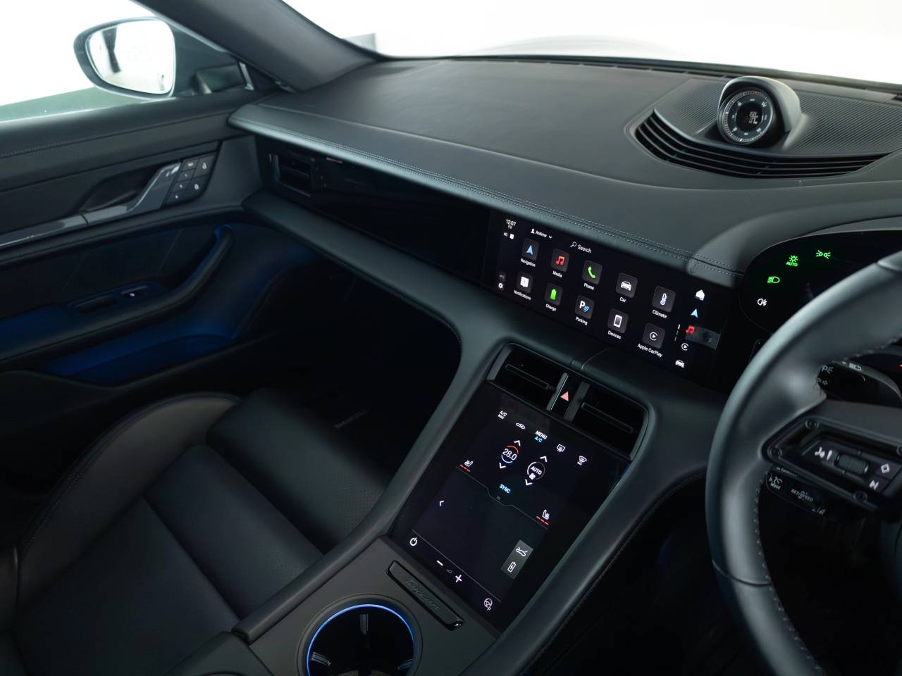 Taycan 4S CROSS TURISMO (19) image 19