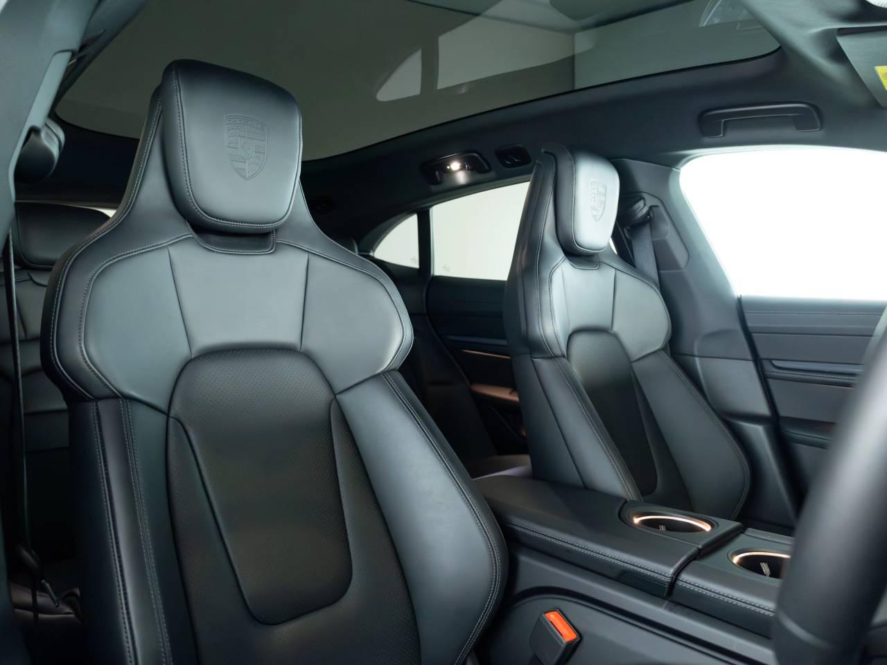 Taycan 4S CROSS TURISMO (19) image 05