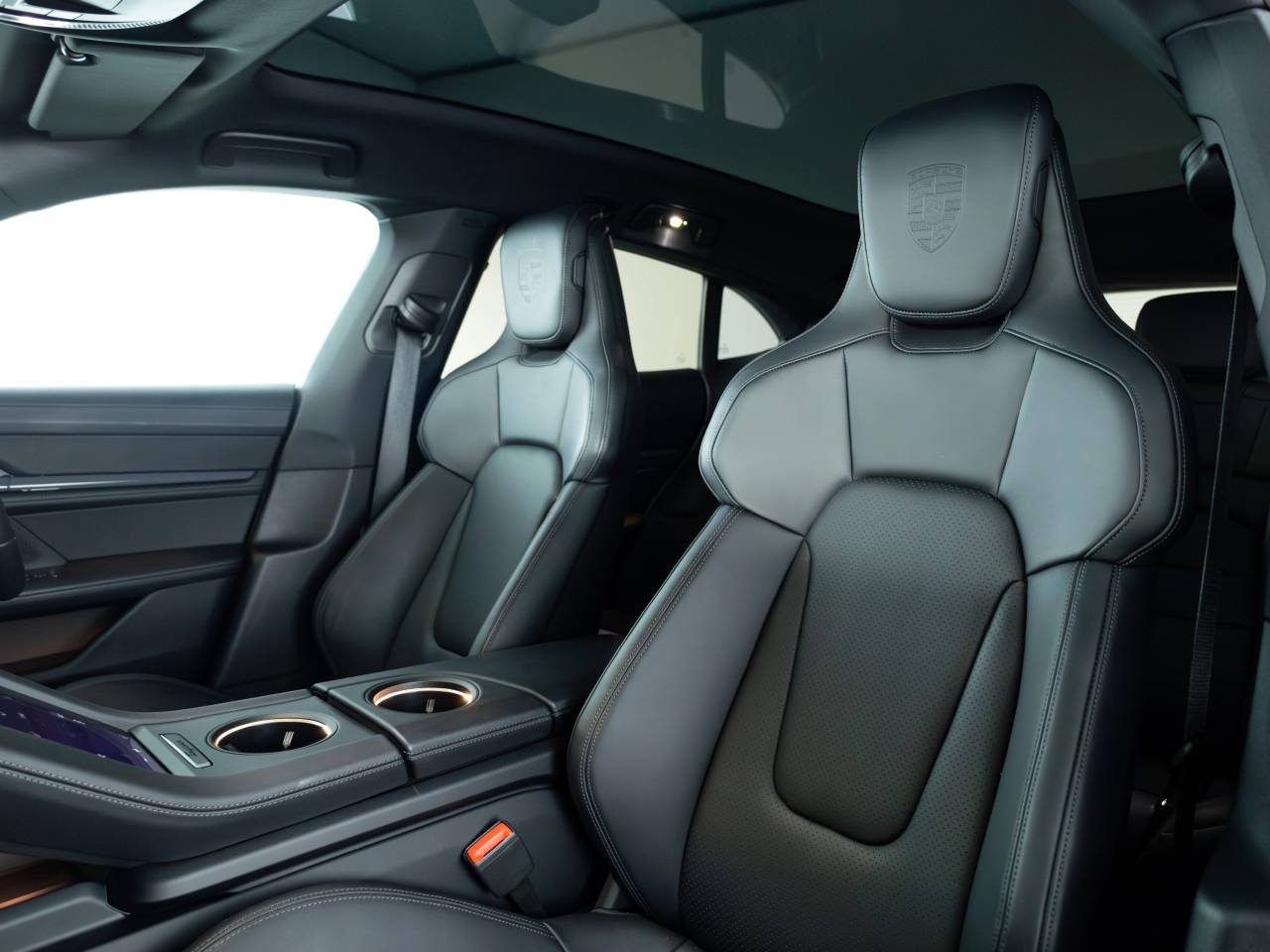 Taycan 4S CROSS TURISMO (19) image 16
