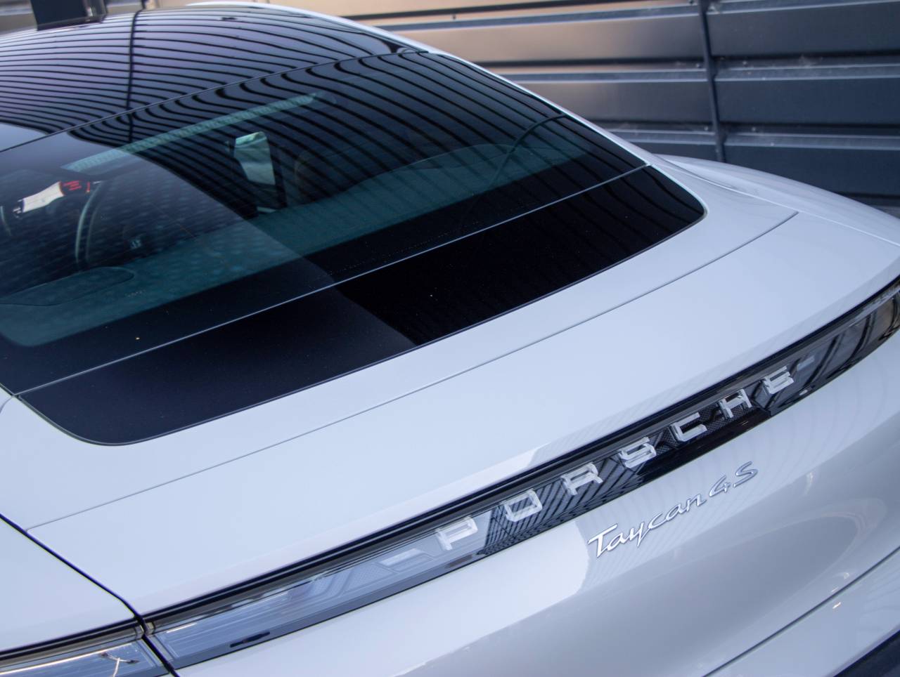 Taycan 4S (79KWH) (15) image 11