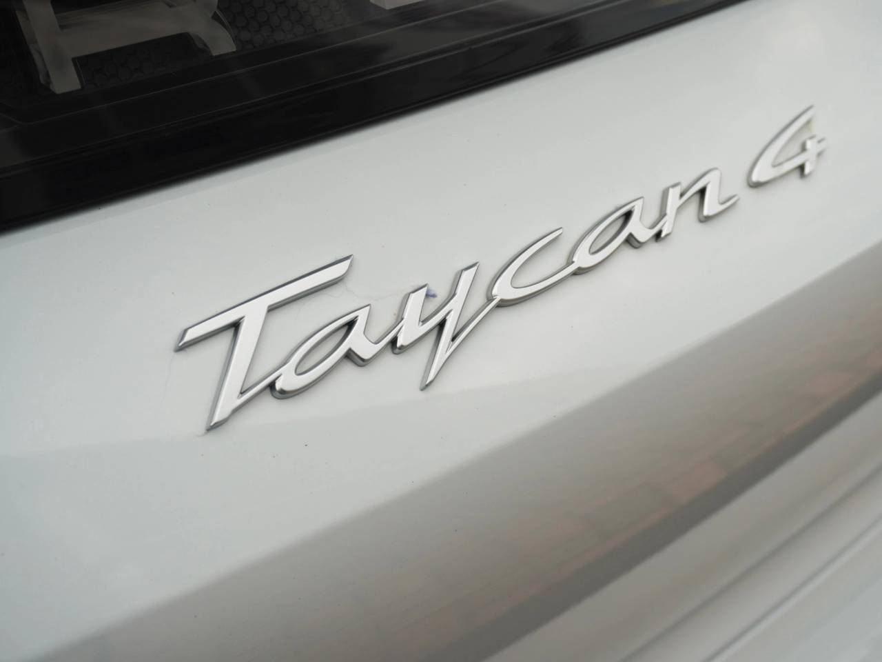 Taycan 4 CROSS TURISMO (6) image 12
