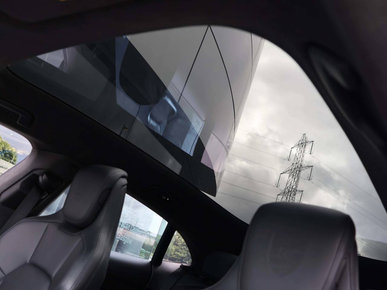Taycan GTS SPORT TURISMO (21) image 24