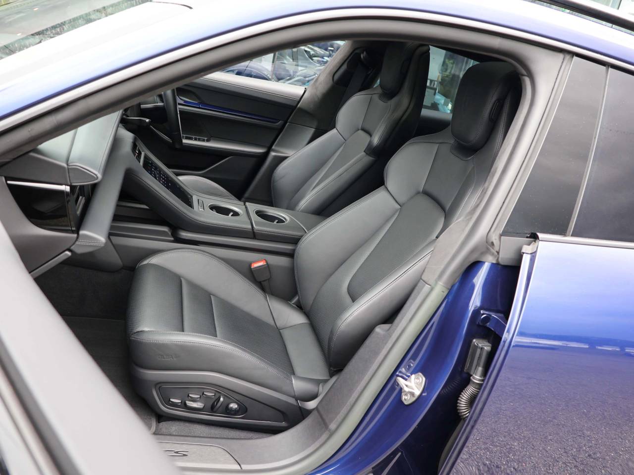 Taycan GTS SPORT TURISMO (21) image 05