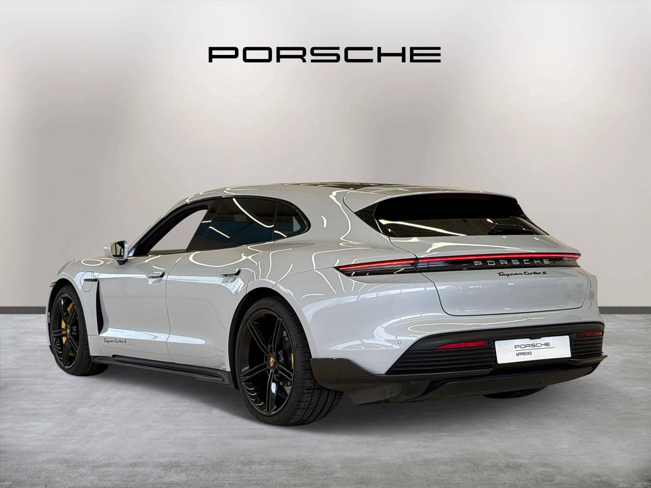 Taycan TURBO S SPORT TURISMO image 07