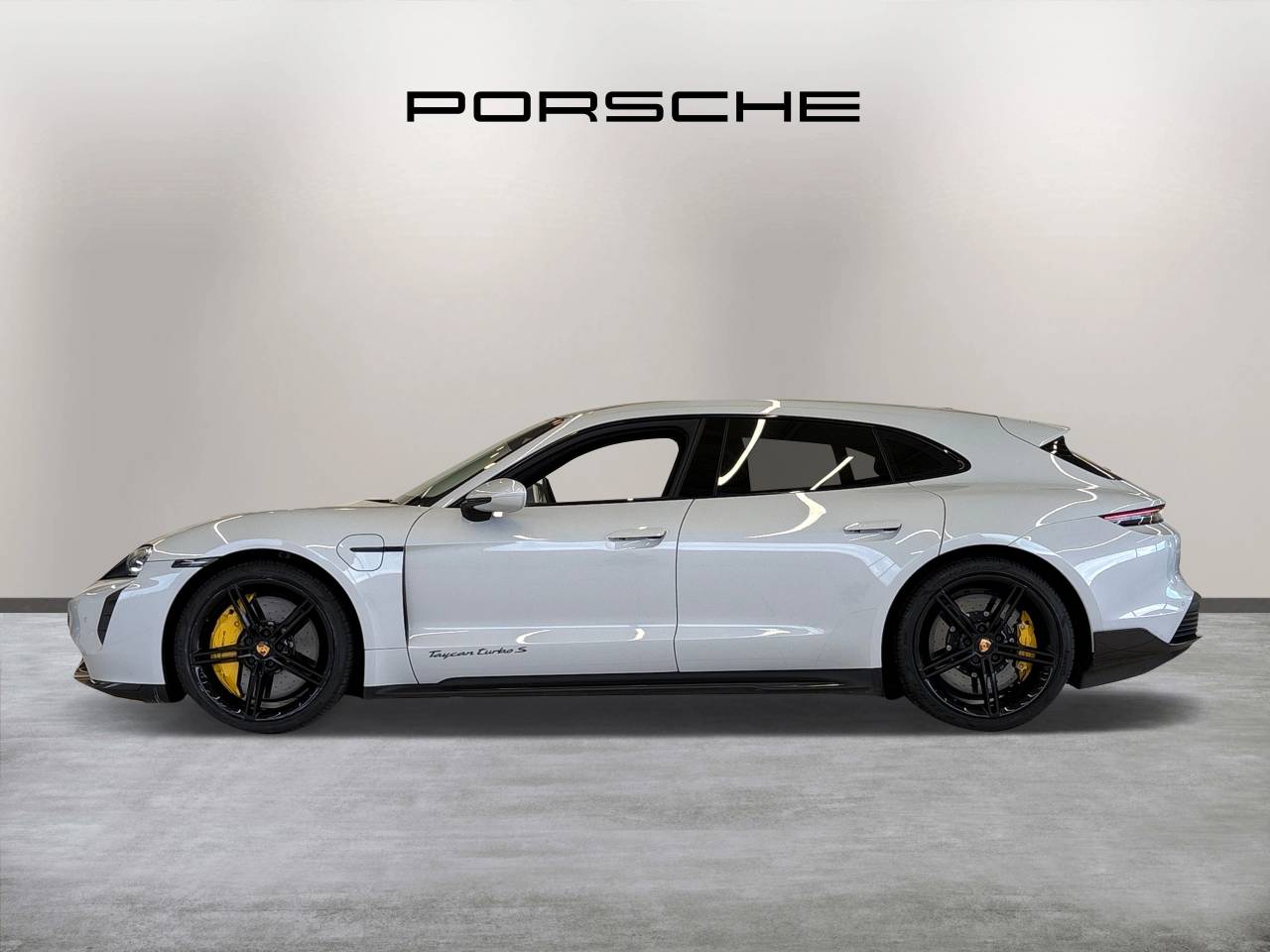 Taycan TURBO S SPORT TURISMO image 08
