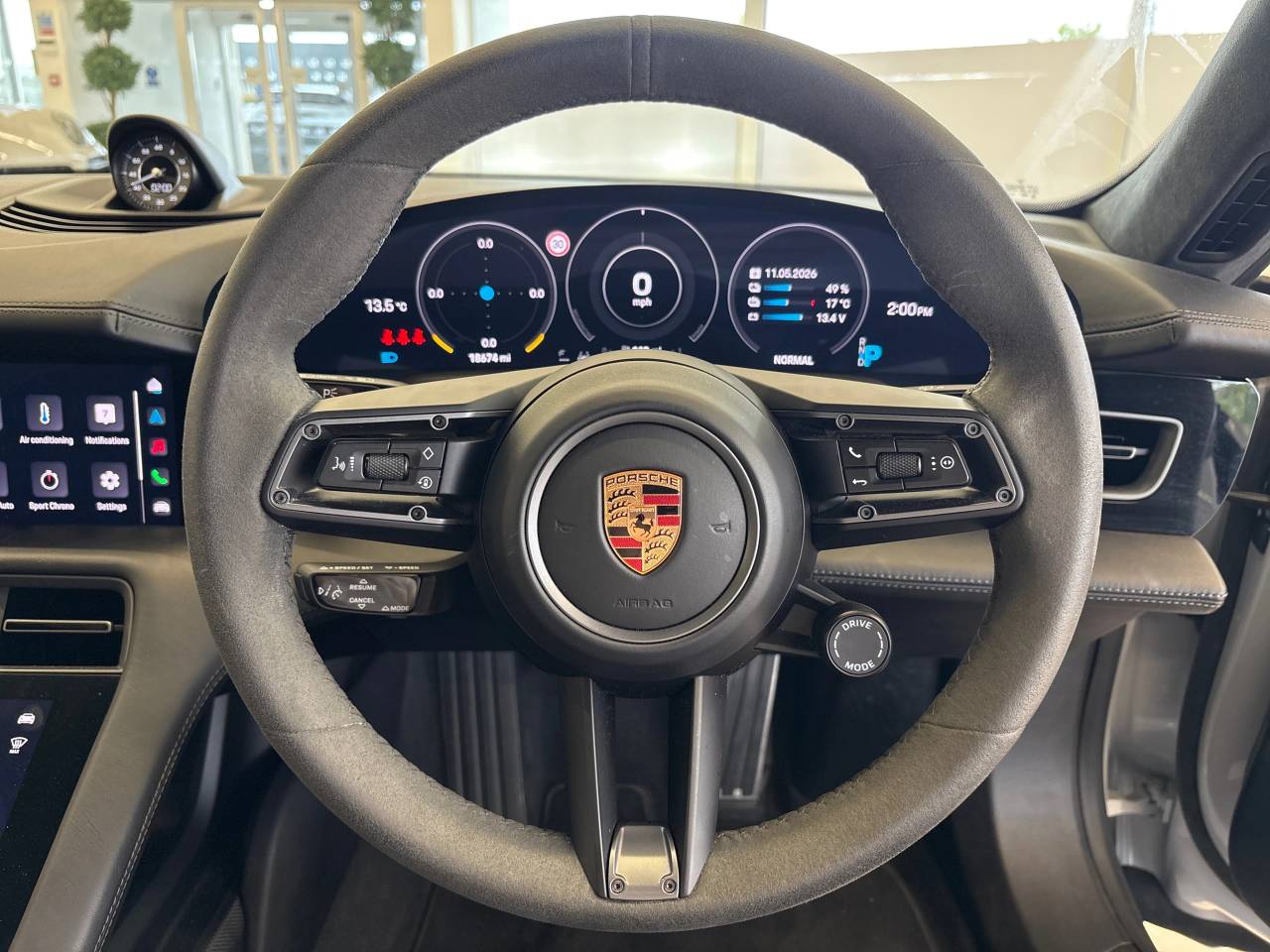 Taycan TURBO S SPORT TURISMO image 21