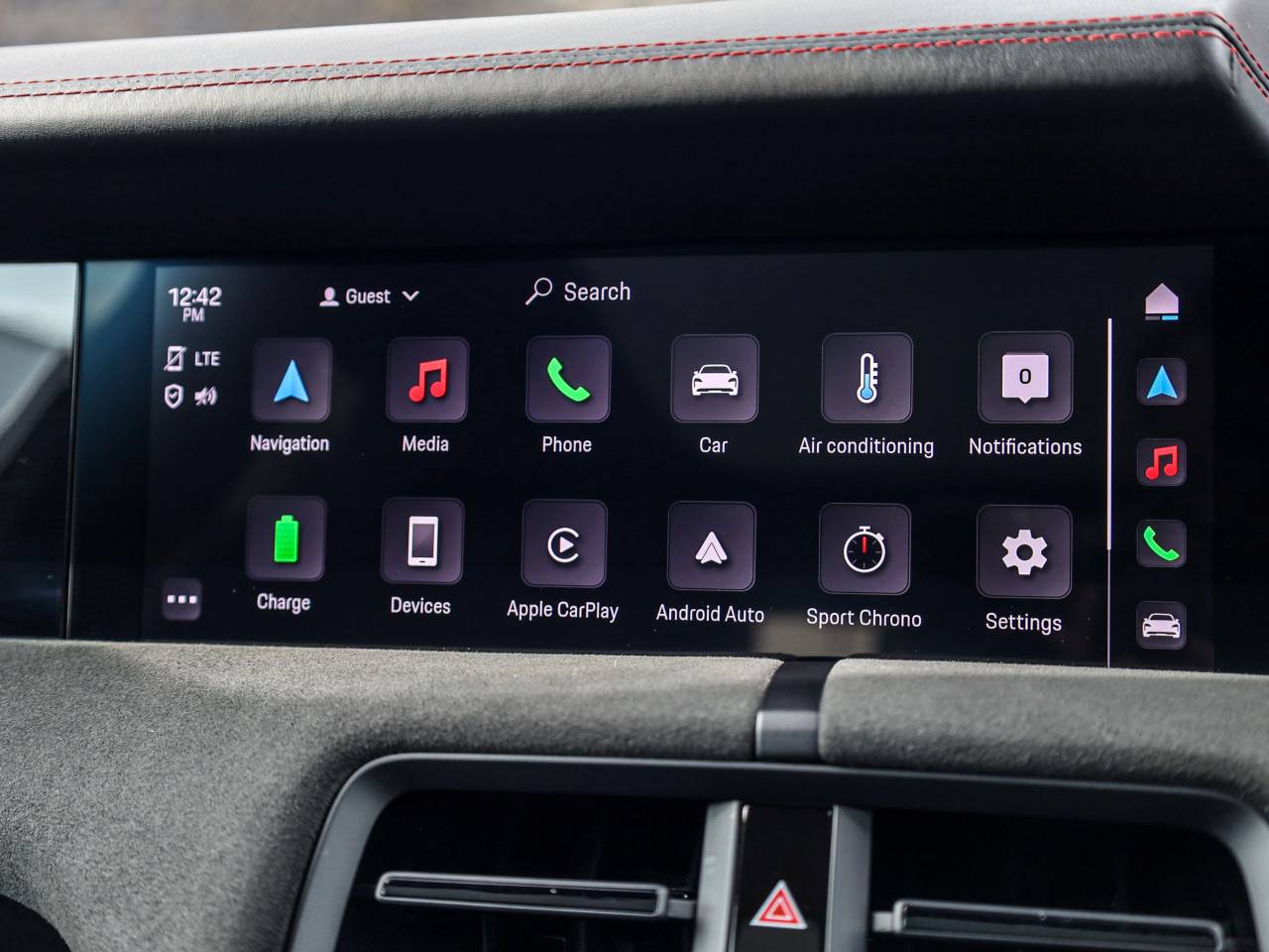 Taycan GTS SPORT TURISMO (13) image 16