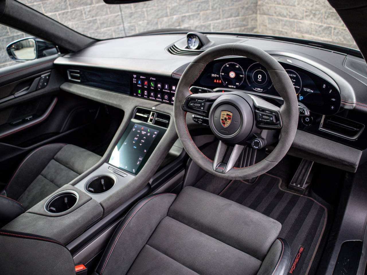 Taycan GTS SPORT TURISMO (13) image 04