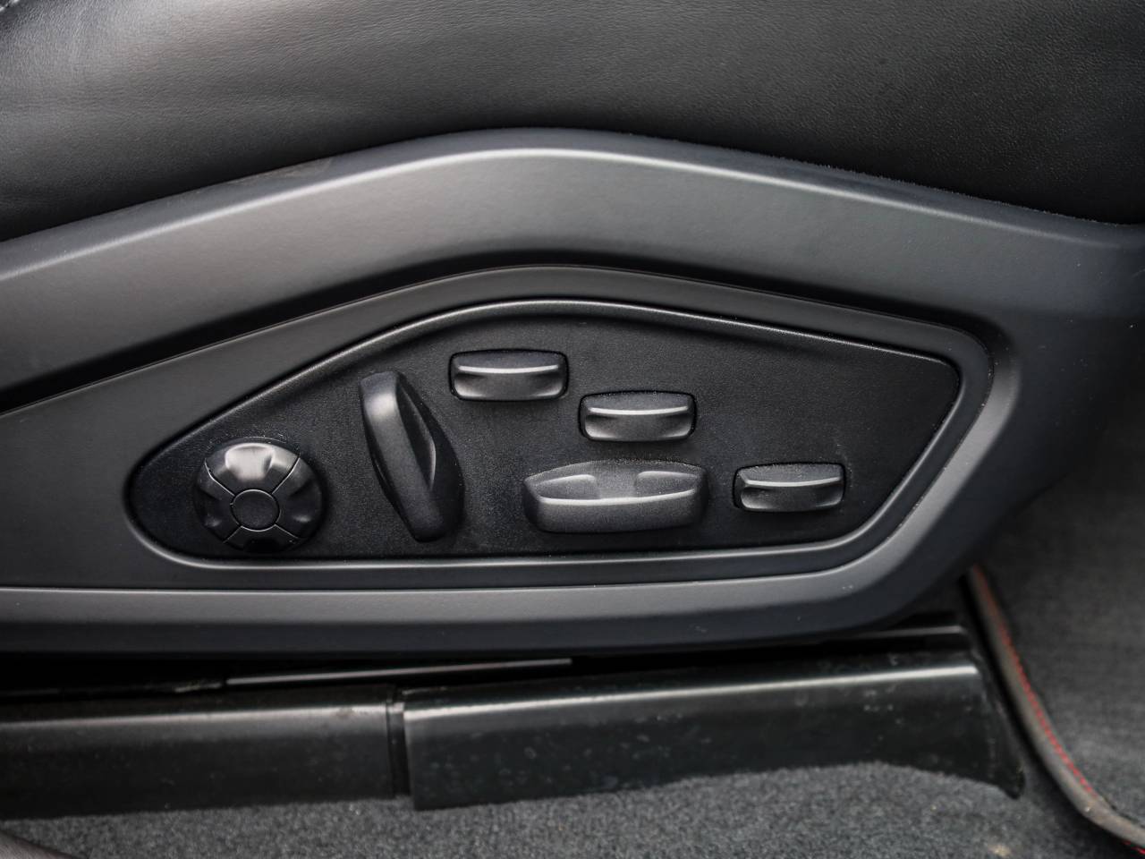 Taycan GTS SPORT TURISMO (13) image 33