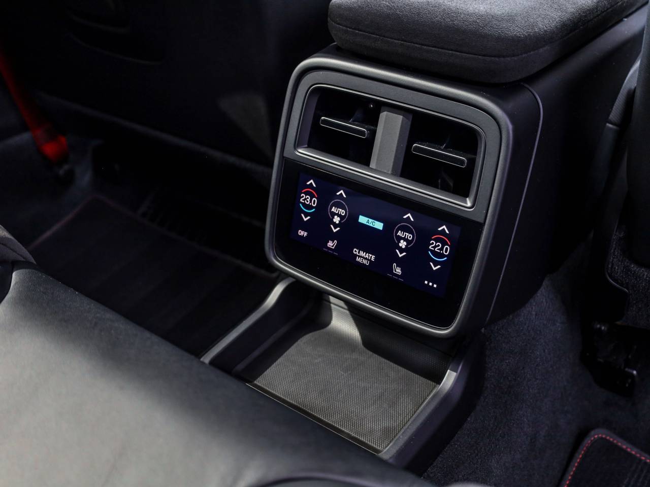 Taycan GTS SPORT TURISMO (13) image 32