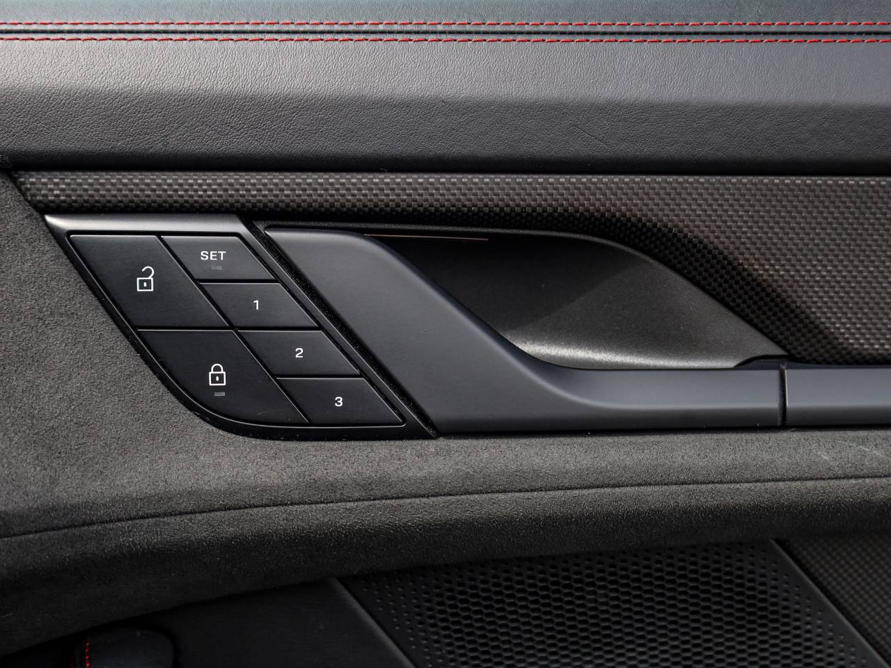 Taycan GTS SPORT TURISMO (13) image 29