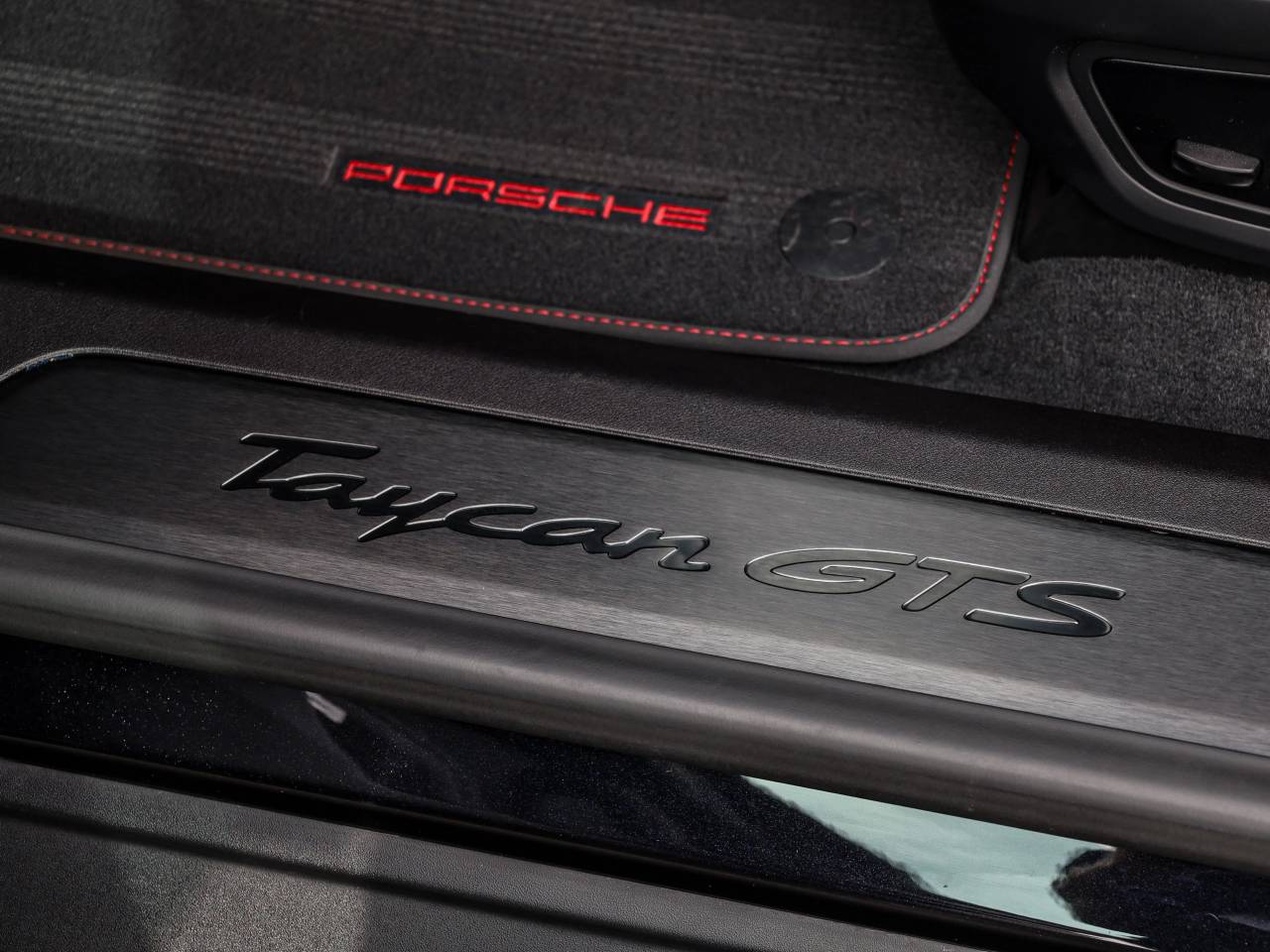 Taycan GTS SPORT TURISMO (13) image 35