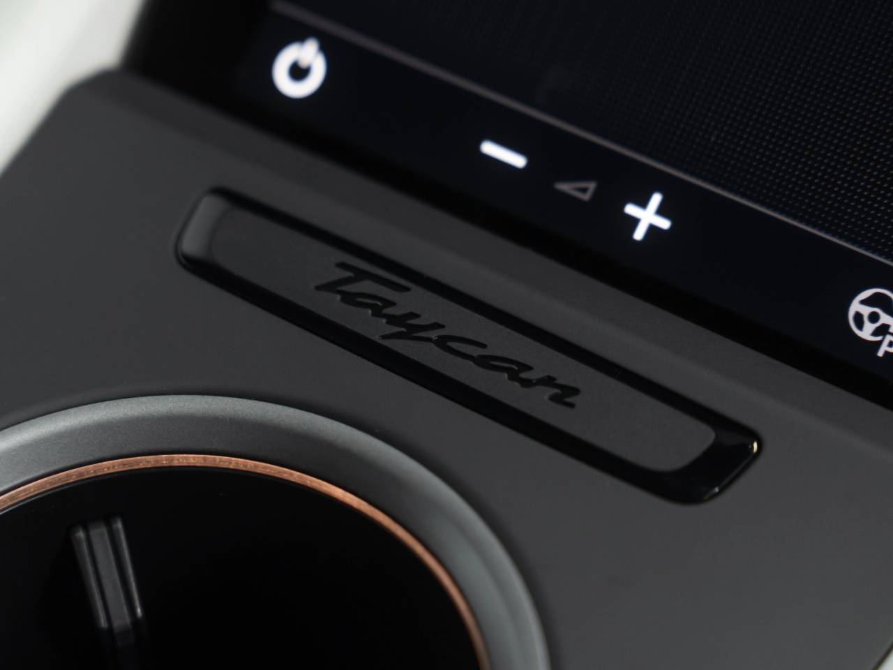 Taycan BASE (1) image 38