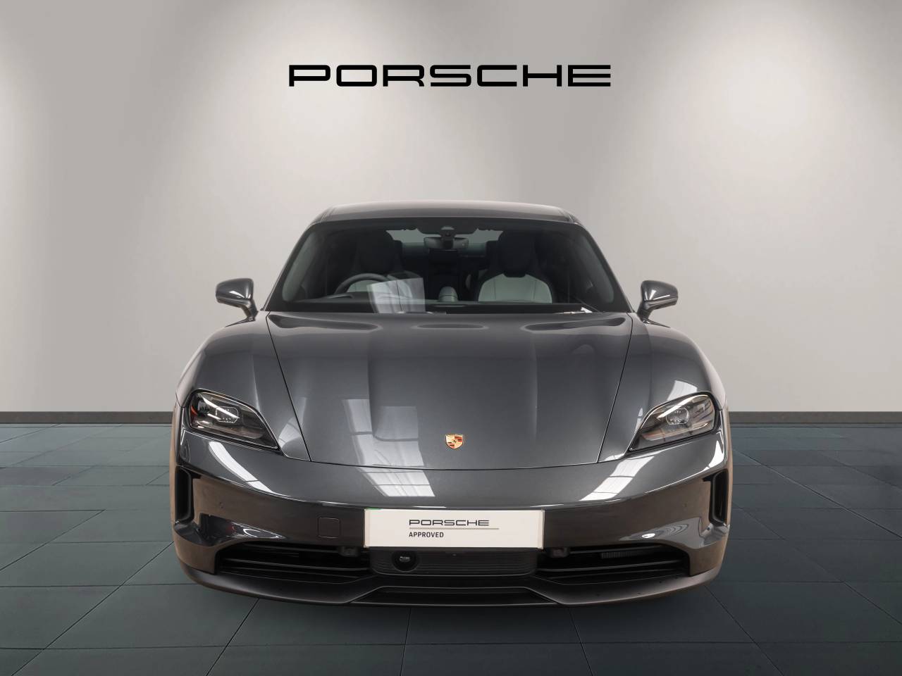 Taycan BASE (1) image 07