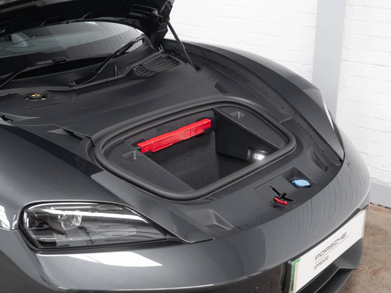 Taycan BASE (1) image 32