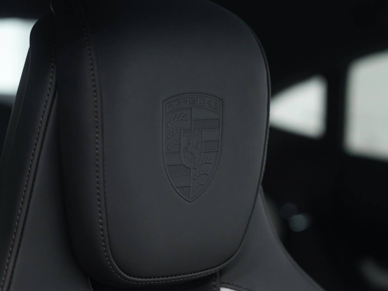 Taycan BASE (1) image 42