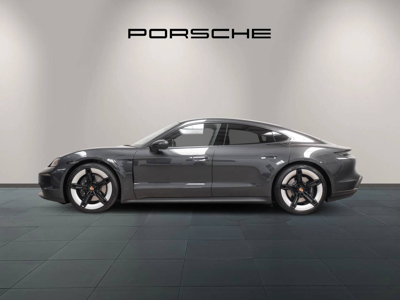 Taycan BASE (1) image 09