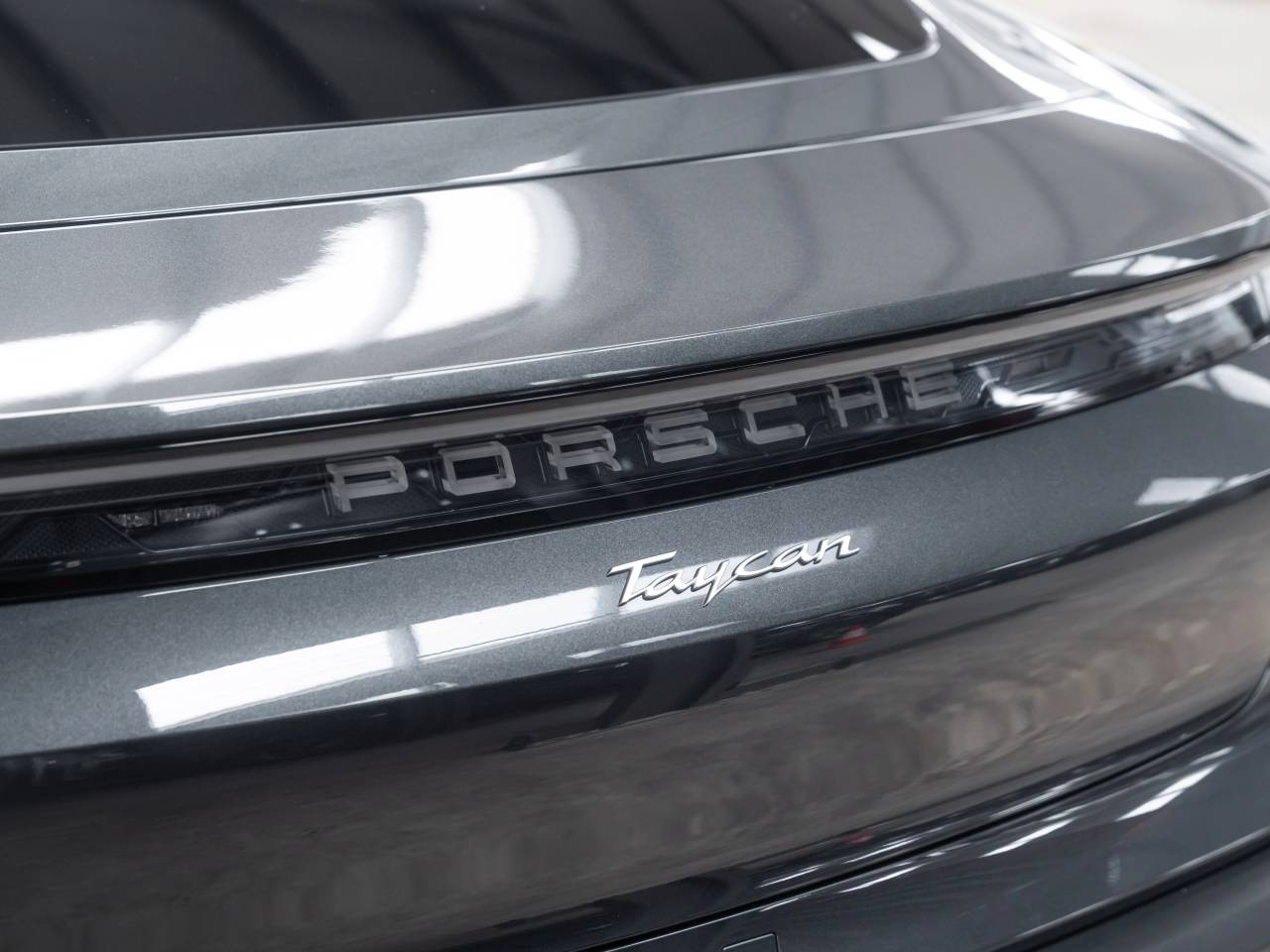 Taycan BASE (1) image 15