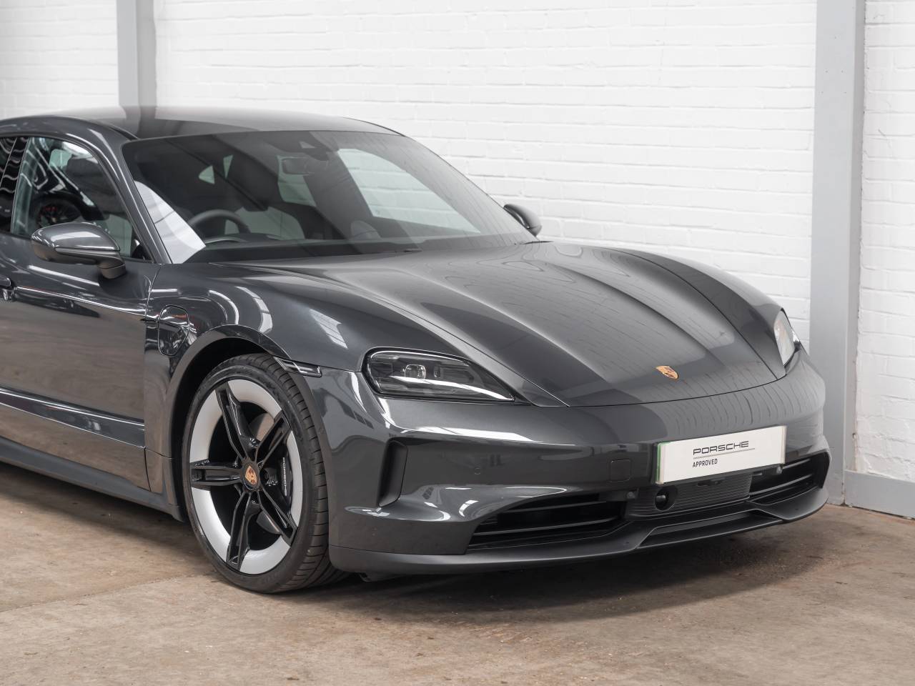 Taycan BASE (1) image 10