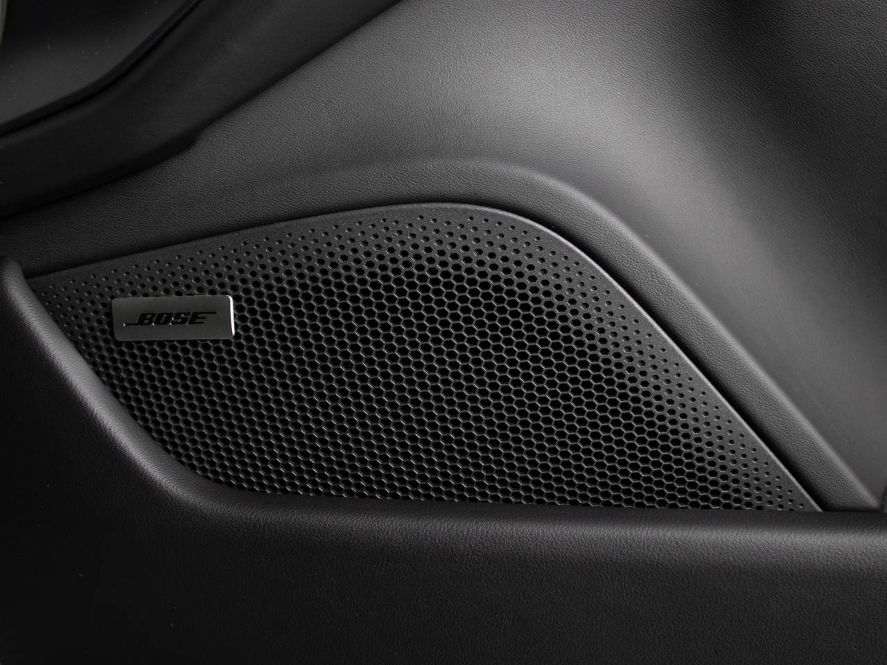 Taycan 4S CROSS TURISMO (4) image 31