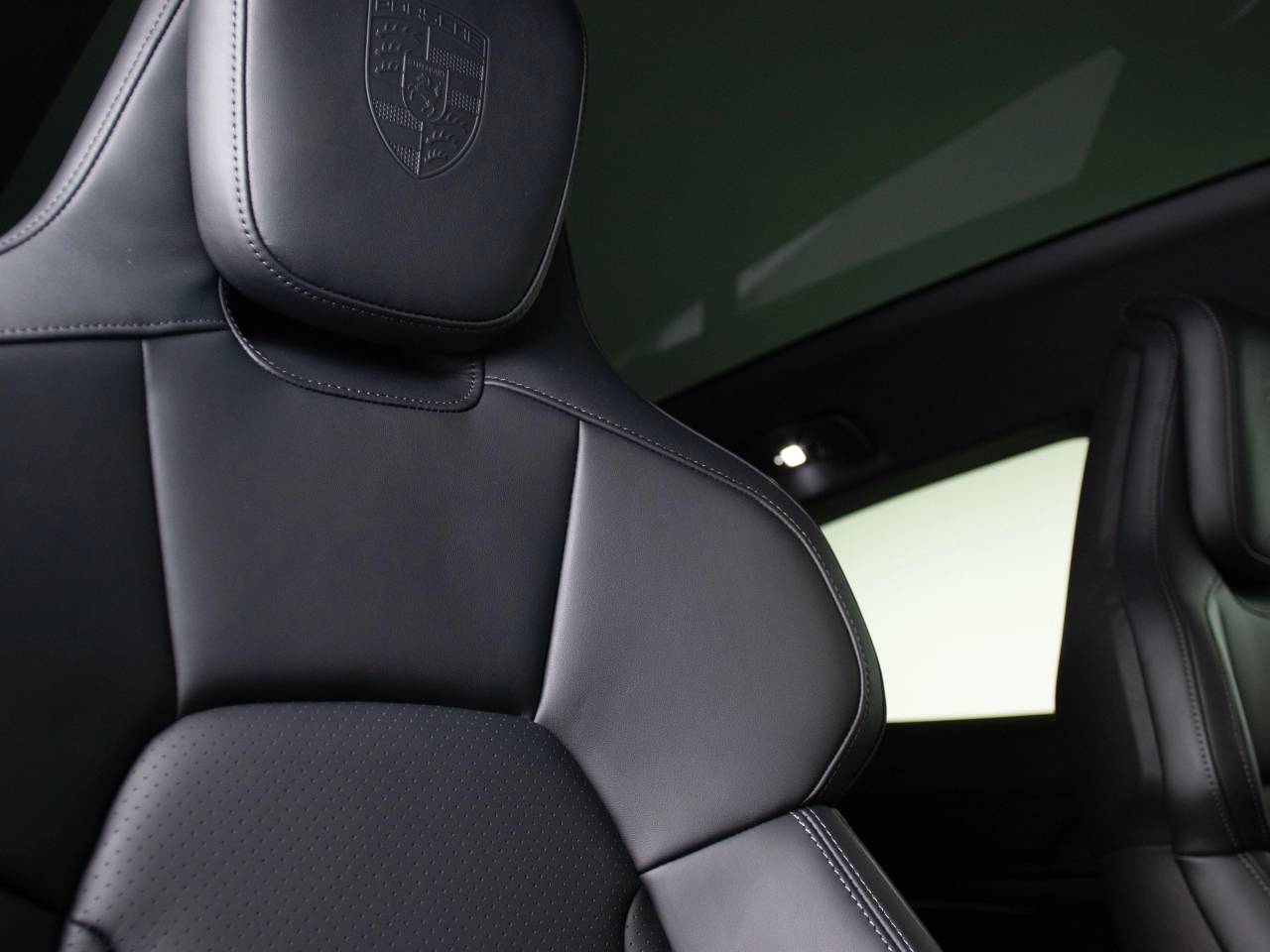 Taycan 4S CROSS TURISMO (4) image 32