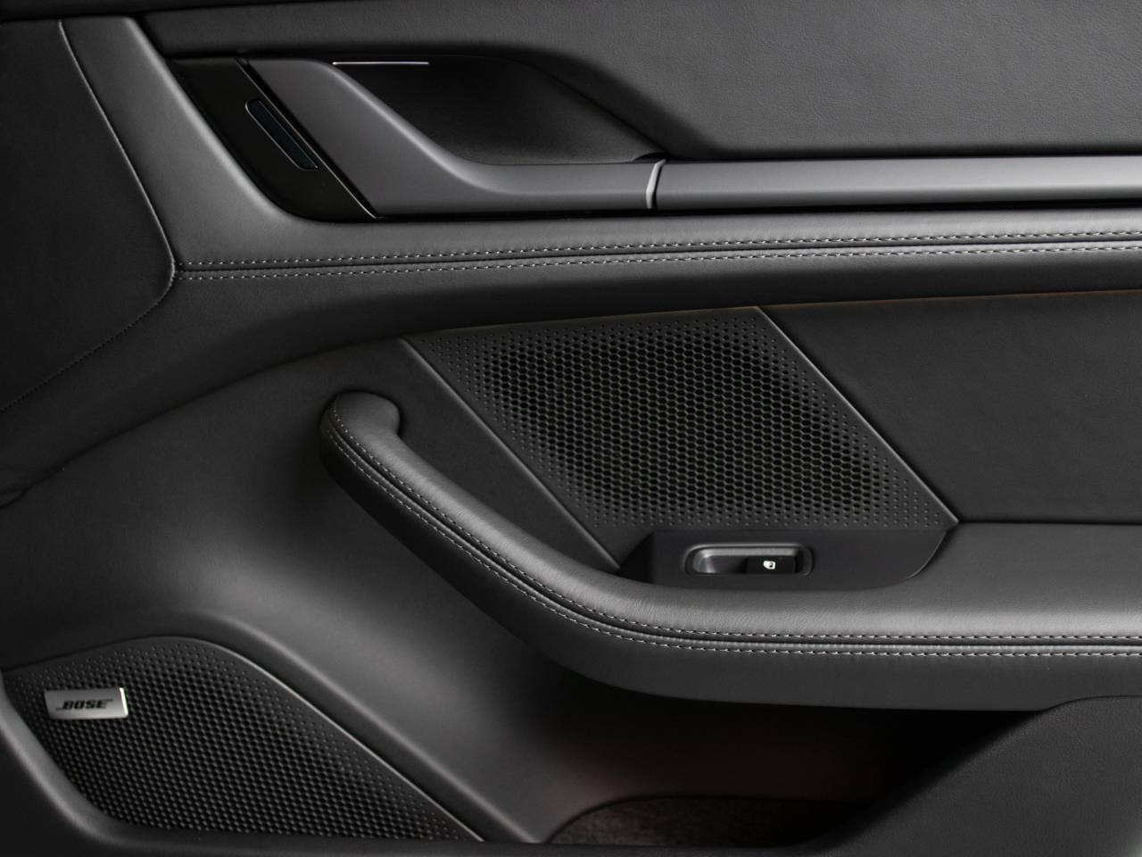 Taycan 4S CROSS TURISMO (4) image 42