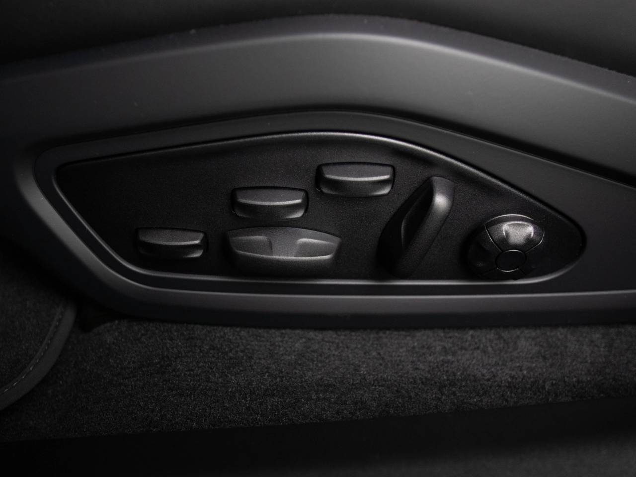 Taycan 4S CROSS TURISMO (4) image 54