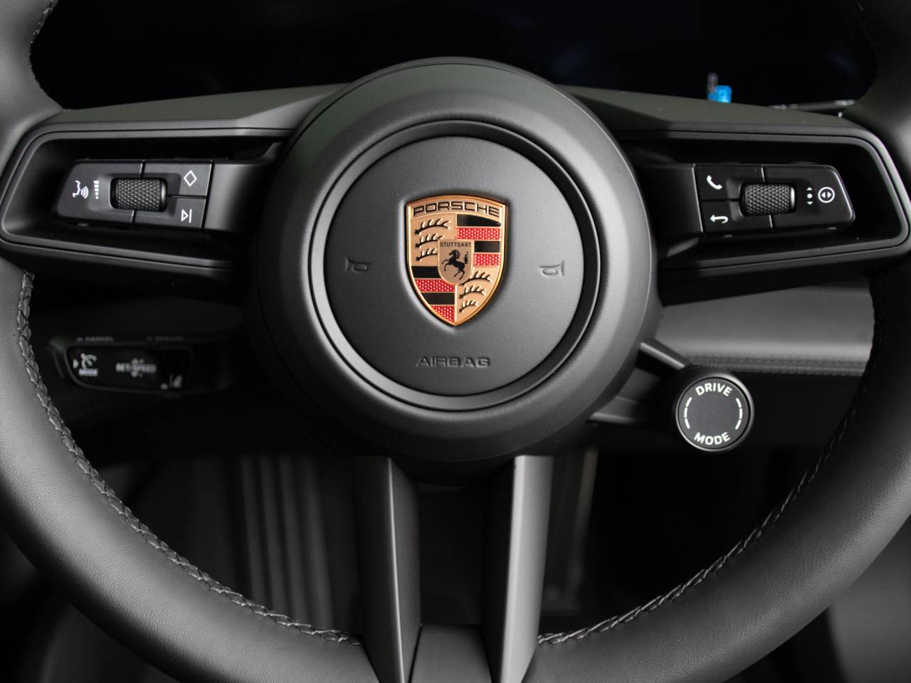 Taycan 4S CROSS TURISMO (4) image 40