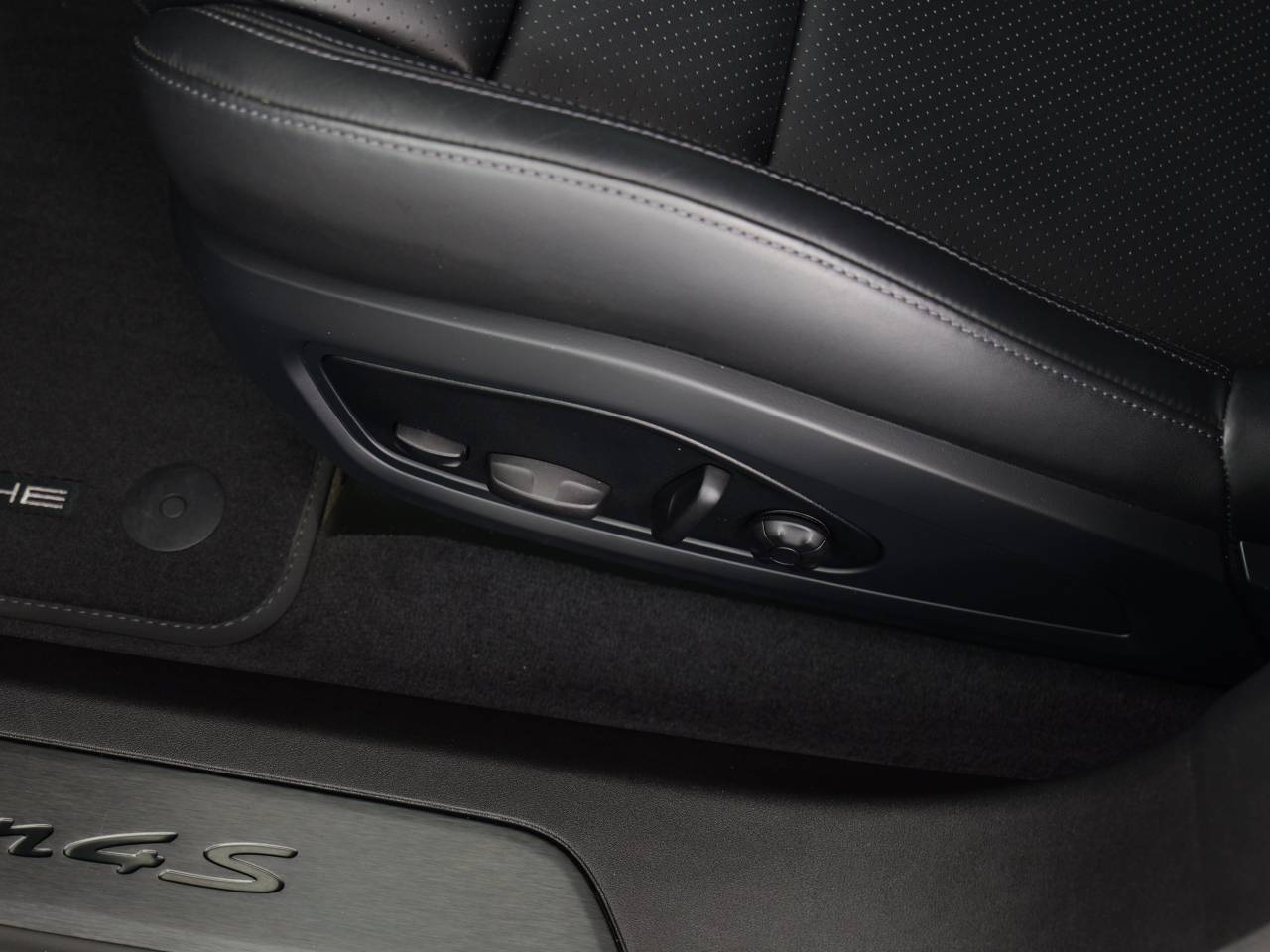 Taycan 4S SPORT TURISMO (7) image 34