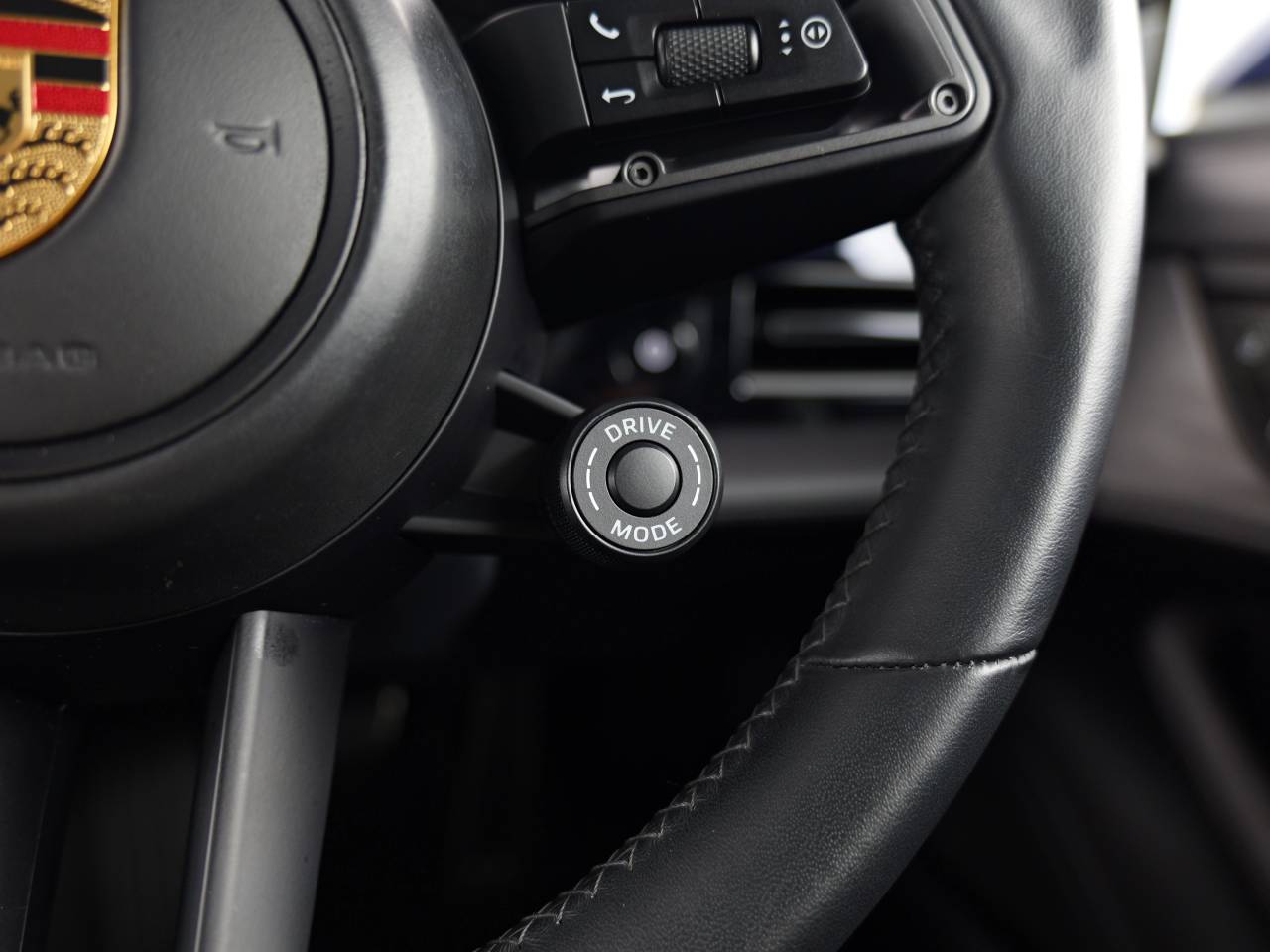 Taycan 4S SPORT TURISMO (7) image 33